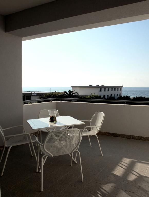 Brezza Di Grecale Aparthotel Trapani Cameră foto