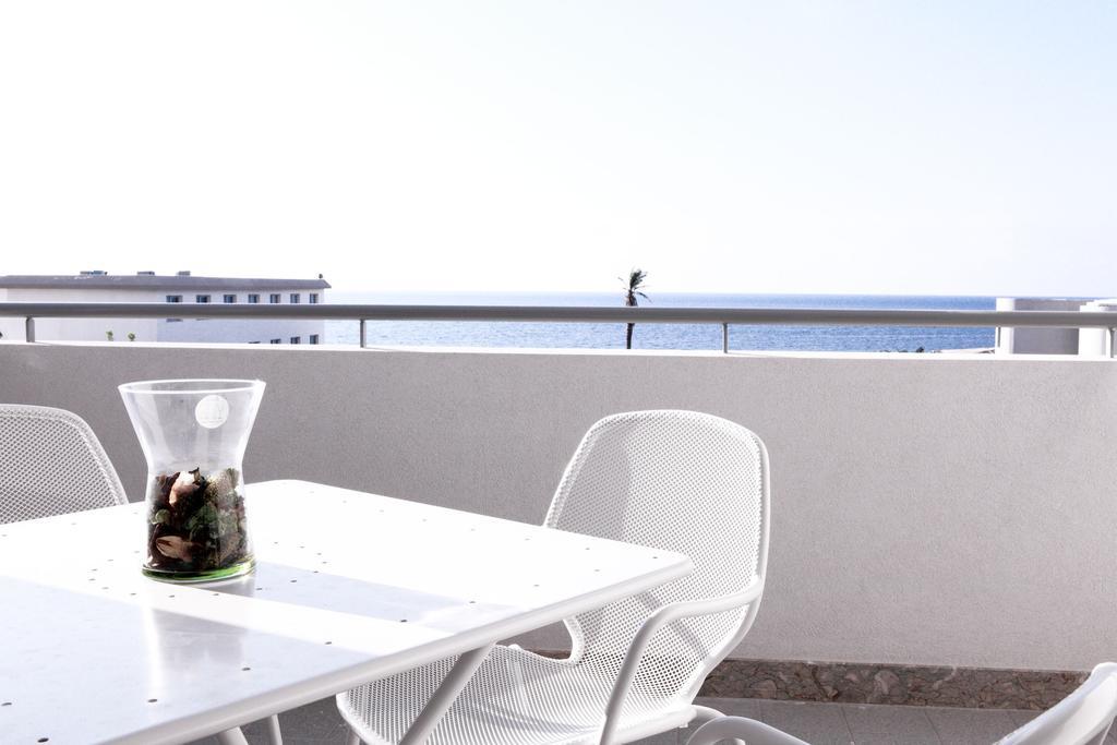 Brezza Di Grecale Aparthotel Trapani Exterior foto